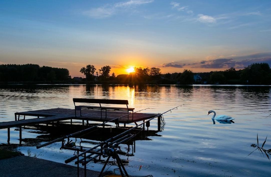Sello Szabadidocentrum Domsod Buitenkant foto